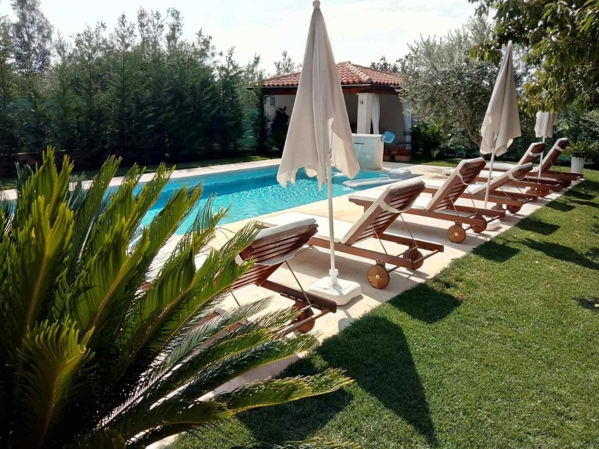 Apartments Maras Poreč Eksteriør billede