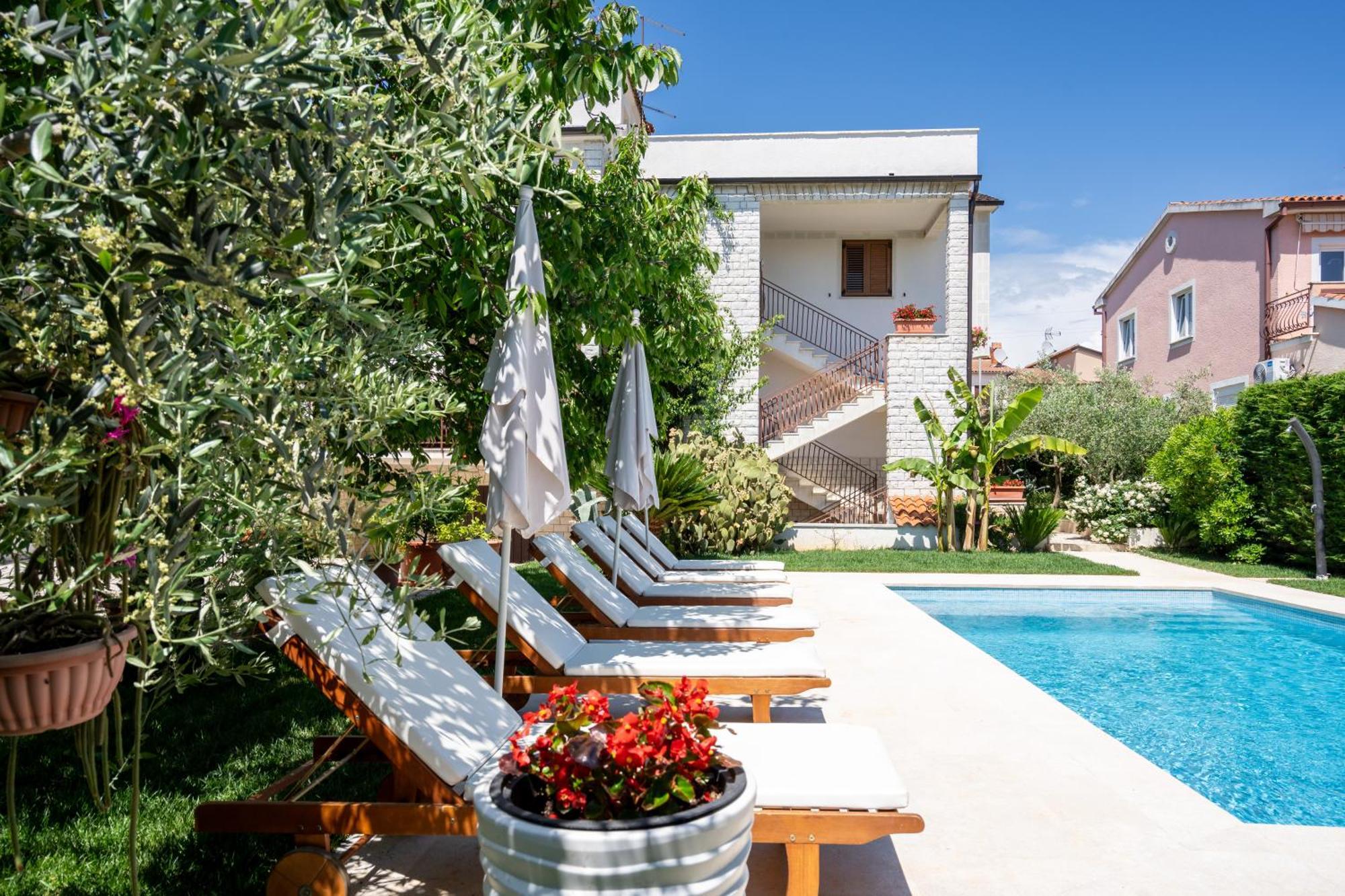 Apartments Maras Poreč Eksteriør billede